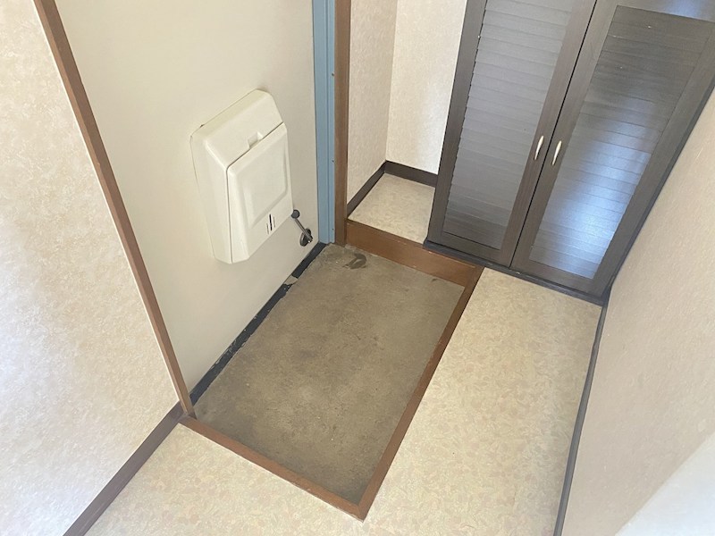 コーポエスポワール 玄関