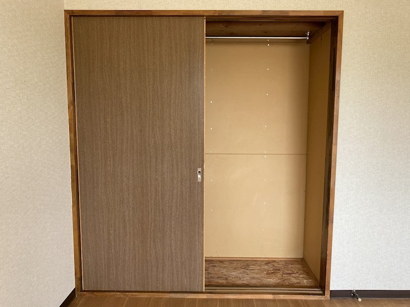 長野県埴科郡坂城町網掛 収納