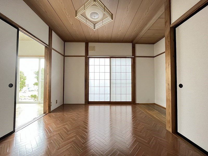 長野県上田市上田 リビング