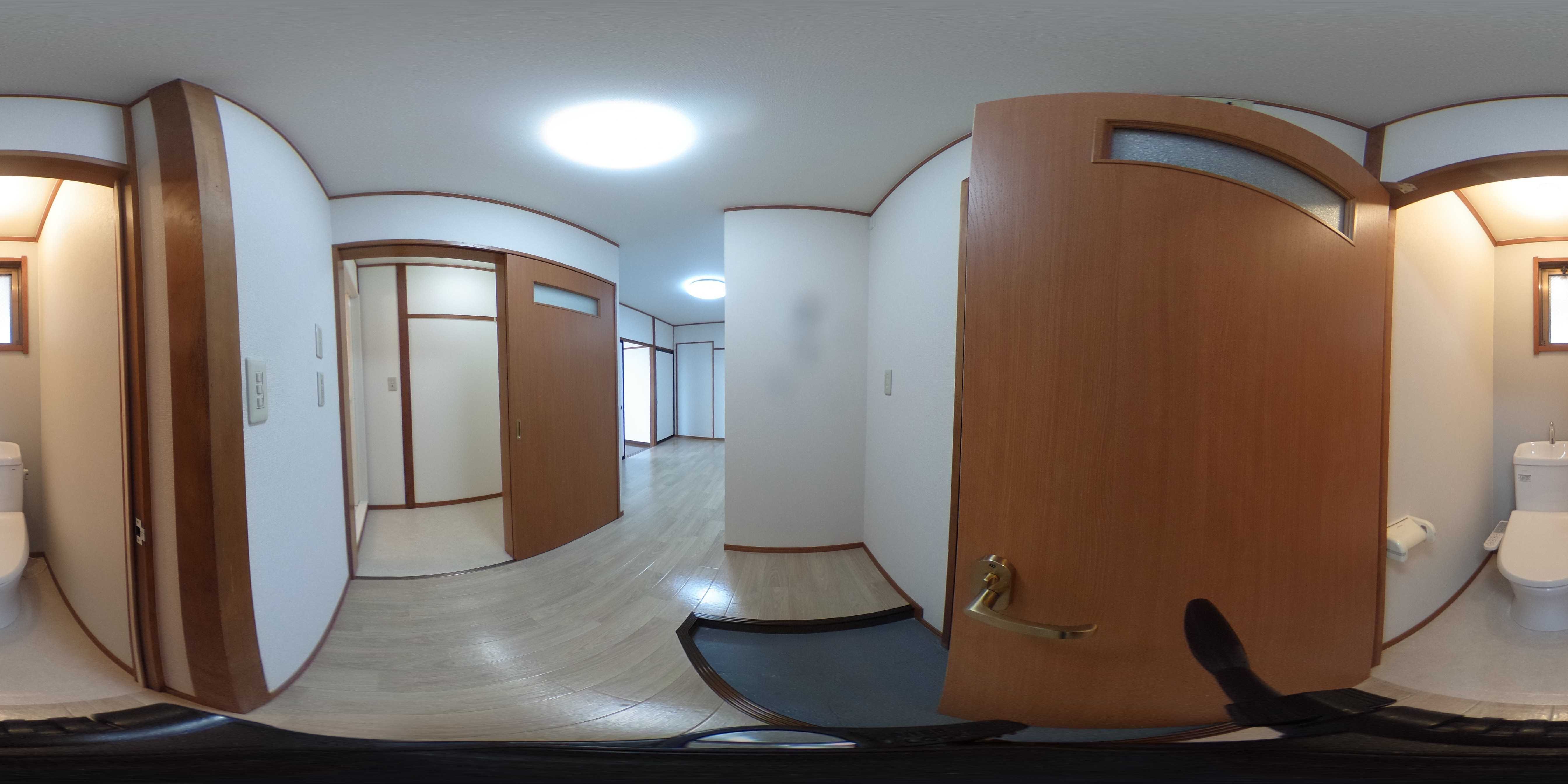 セントラルビル 玄関