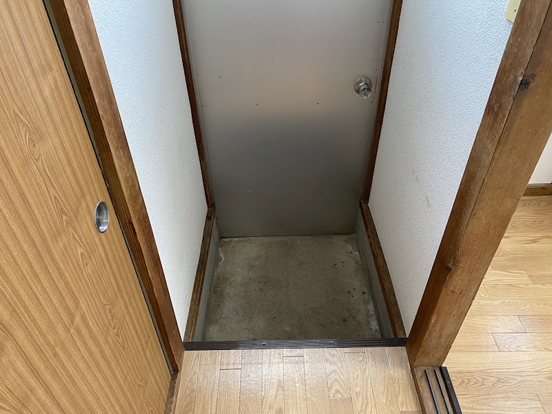 井上貸住宅 玄関