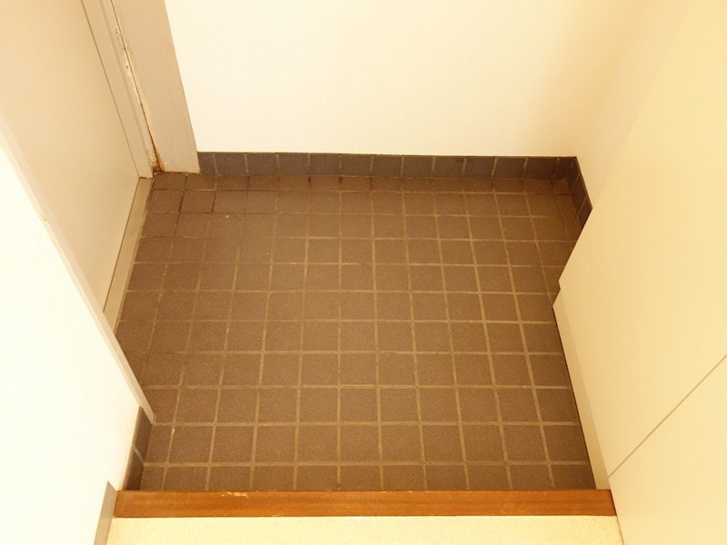 材木町スクエア 玄関