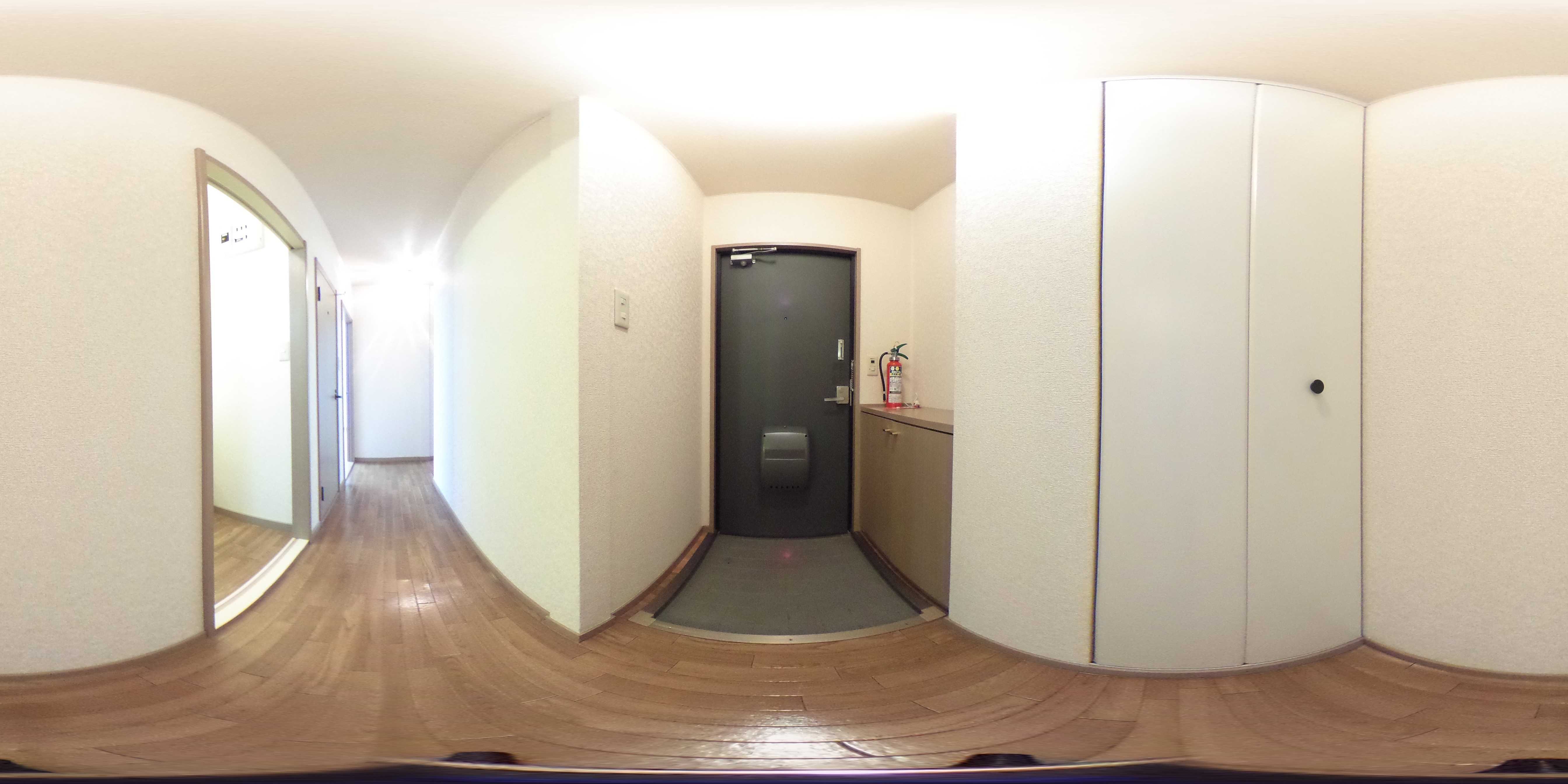 クレセール西沢B 玄関