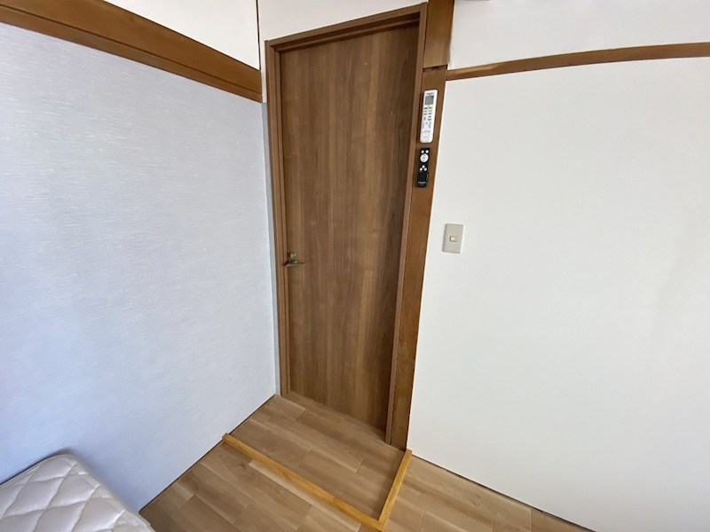 中央2丁目アパート 玄関