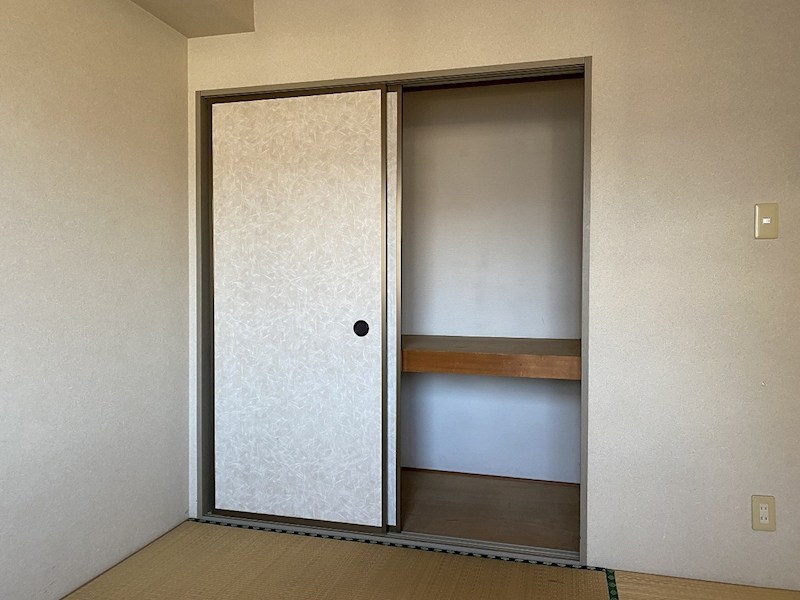 サンヒルズＳＴ 収納