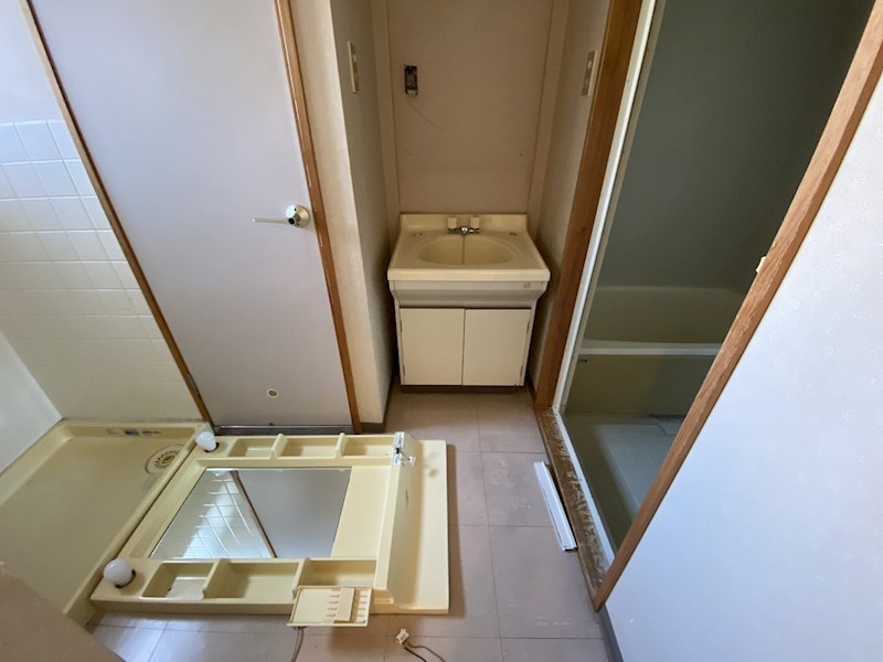 ファミール茅野 洗面所