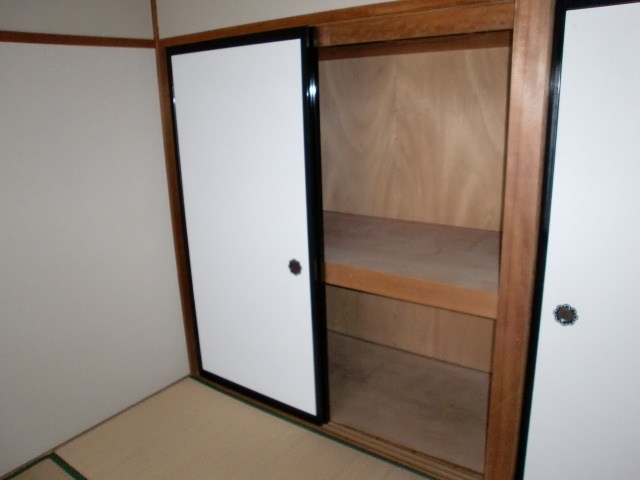 サンテラス東部 収納