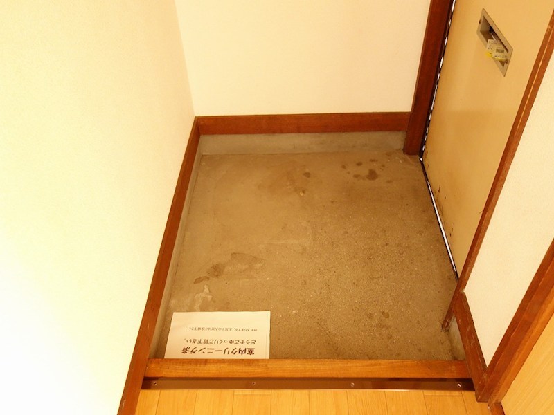 サンテラス東部 玄関