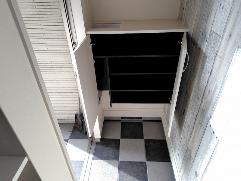 グランサンクⅣ 玄関