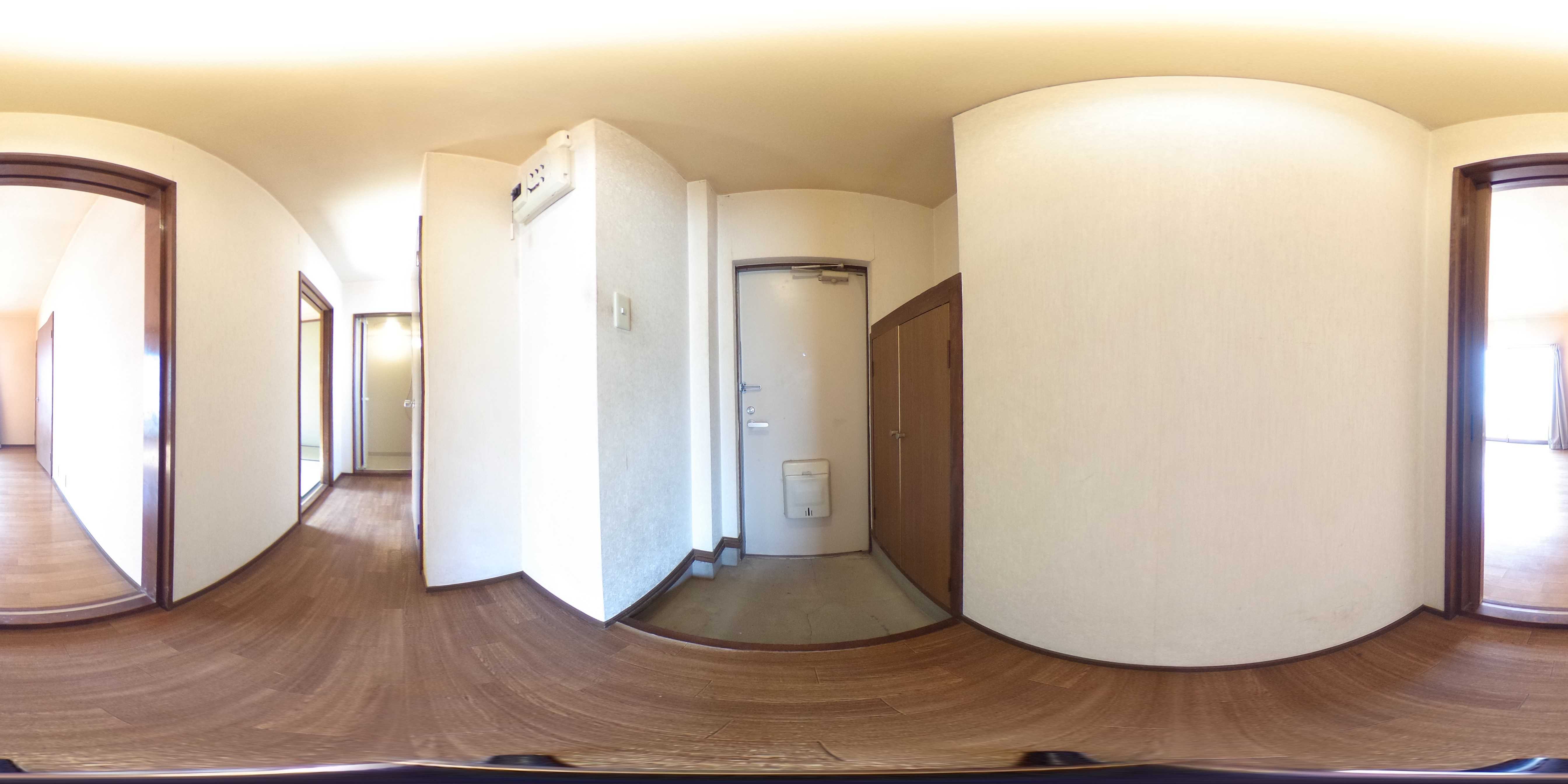 小林ハイツ 玄関