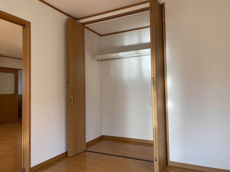 F・Fホーム諏訪形B 収納