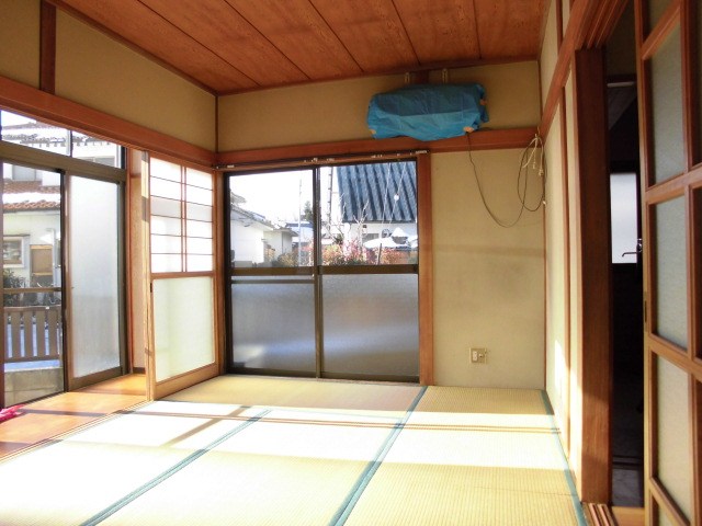 春日貸家 リビング