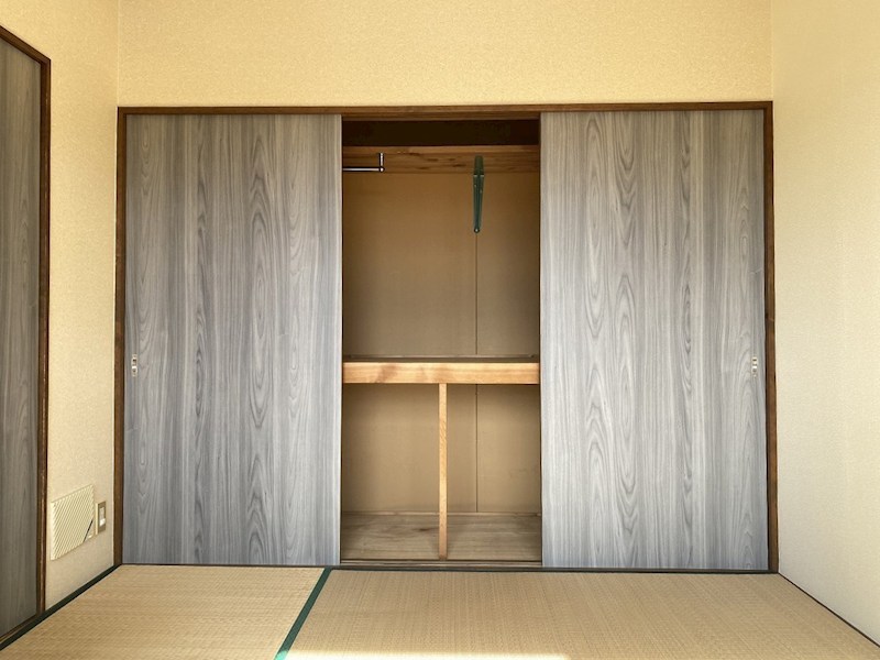 アップルハイツ英 収納