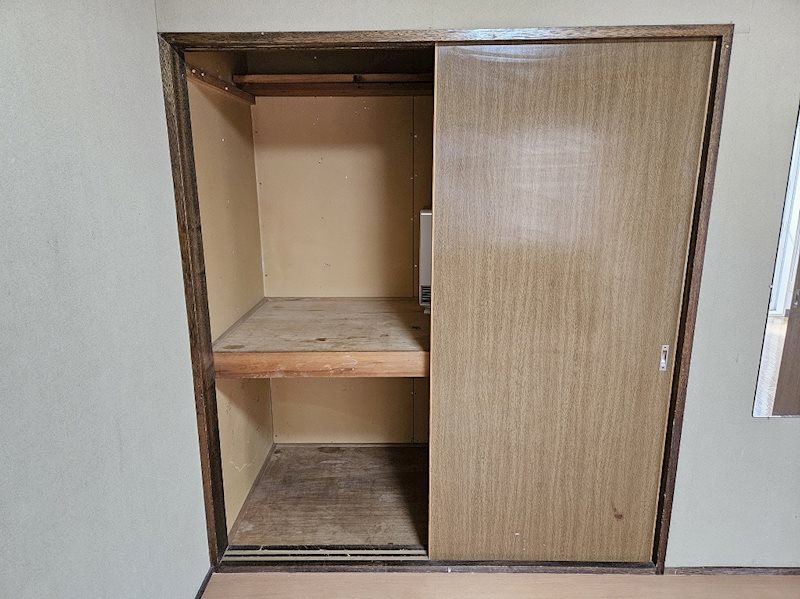 ラセーヌ村前B棟 収納