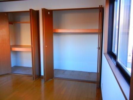 古越アパート 収納
