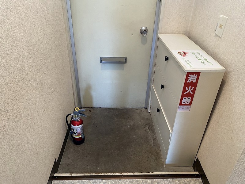 東部マンション 玄関