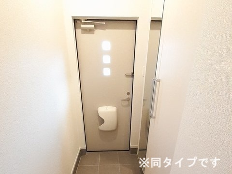 ゼン・クオーレ佐久平 玄関