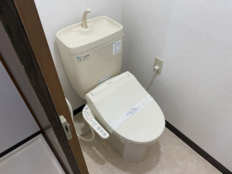 ガーデンハイツちくまA トイレ