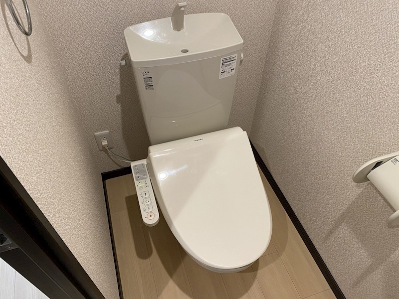 ドゥーメゾントモエ トイレ