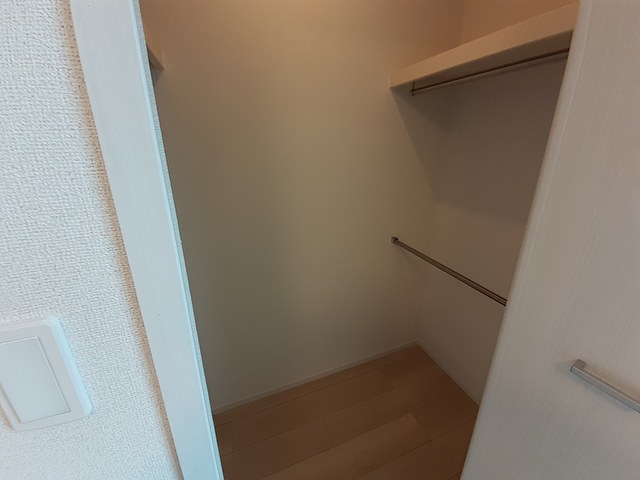 ポミエ 収納