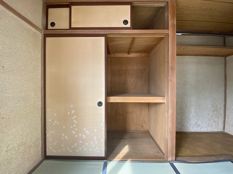 諏訪形戸建 収納