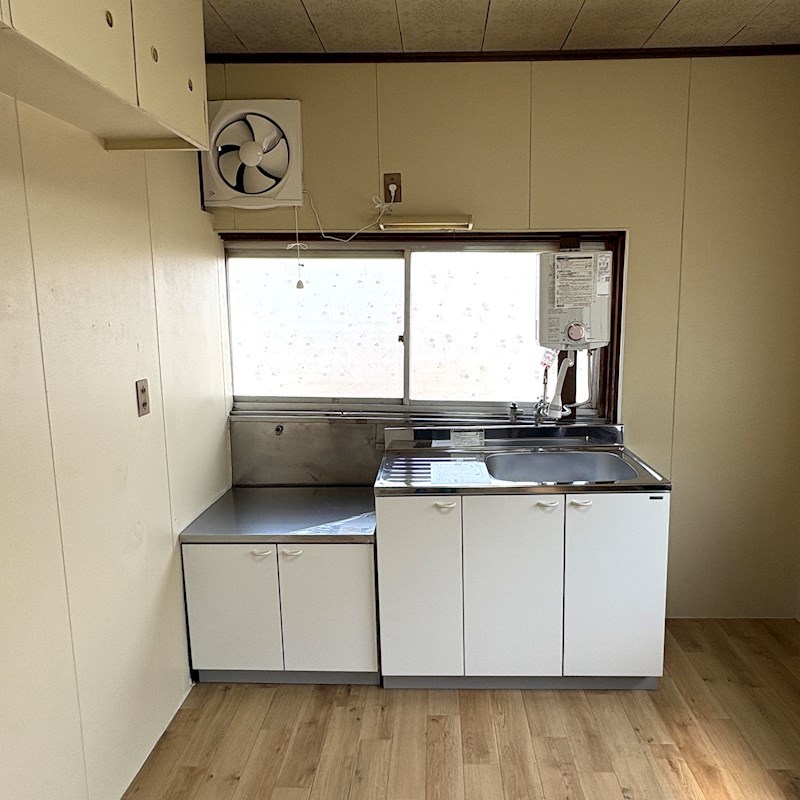 諏訪形戸建 キッチン