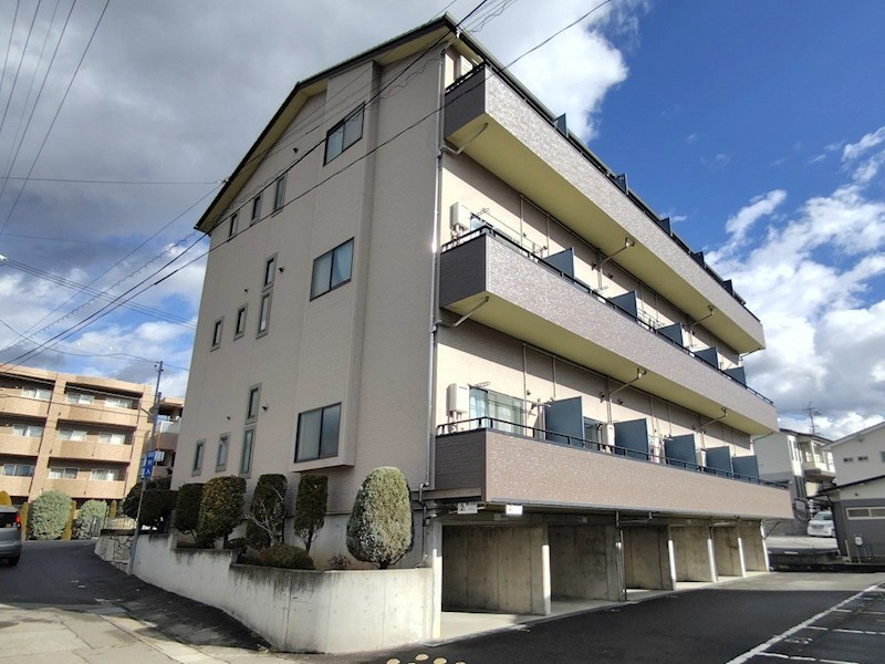 ミレニアム常入 外観