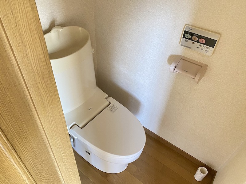 プレメゾン上野５ トイレ