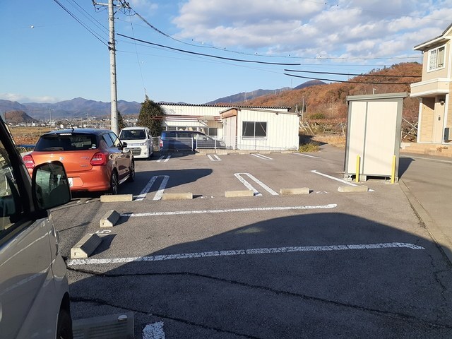 カーサ・ソーレ　Ｂ 駐車場