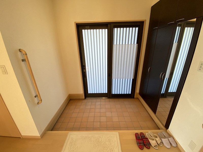 小山様貸住宅 玄関