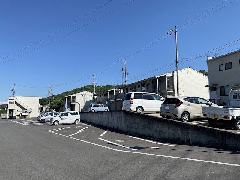 田玉ハイツ 駐車場