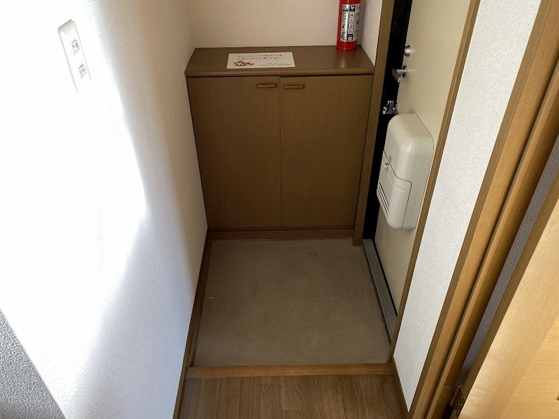アステールinそめや台B棟 玄関