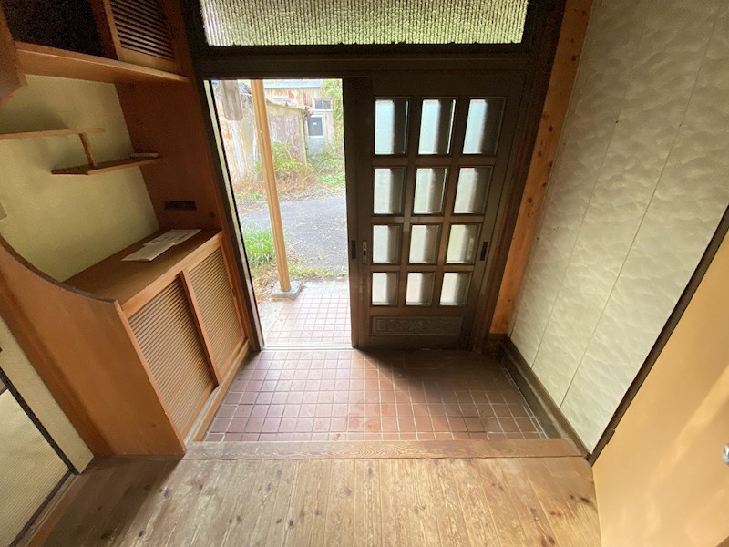 長野県小県郡青木村当郷 玄関