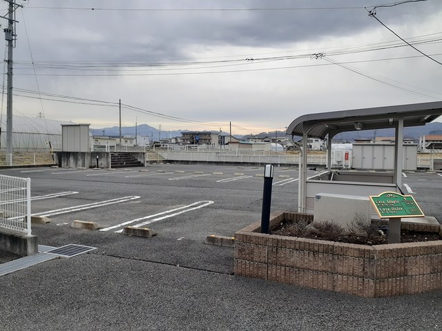 カーサドルチェ 駐車場