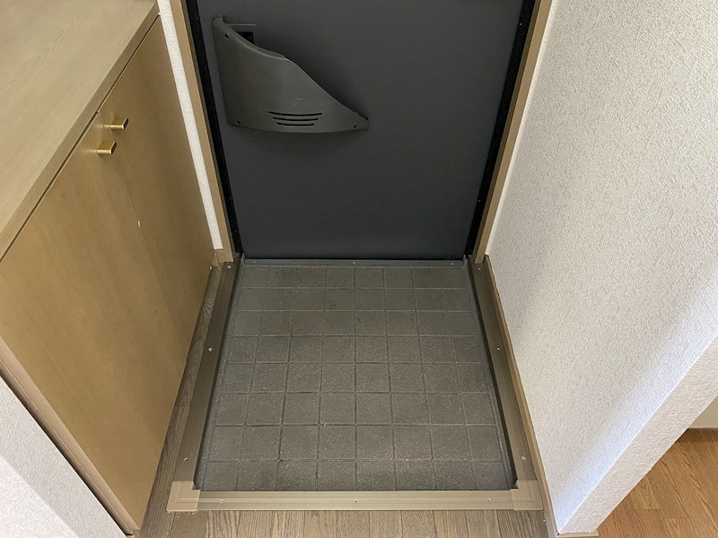 エクセレンスヒデＢ 玄関