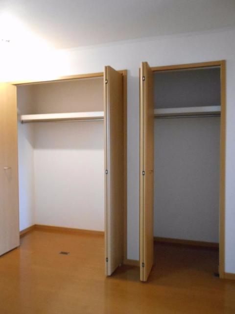 パインアヴェニュー　Ａ 収納