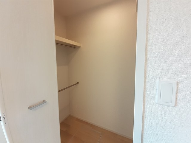 ポミエ 収納