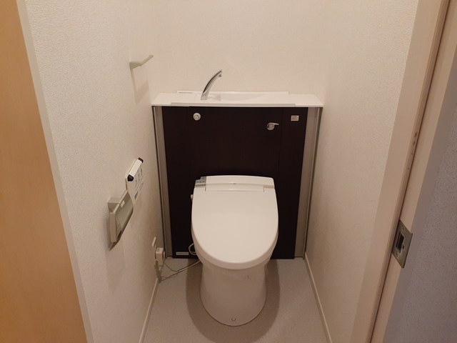 ラ・フォンテ西軽井沢　Ｅ トイレ