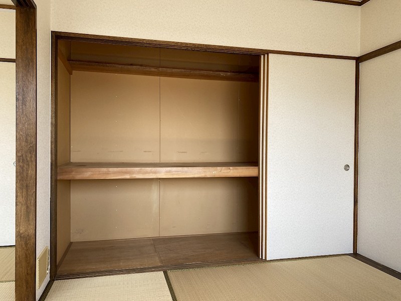 長瀬ロイヤルレジデンスＡ棟 収納