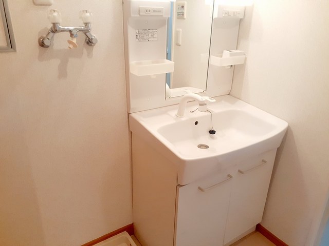 リバーサイド平塚　Ａ 洗面所