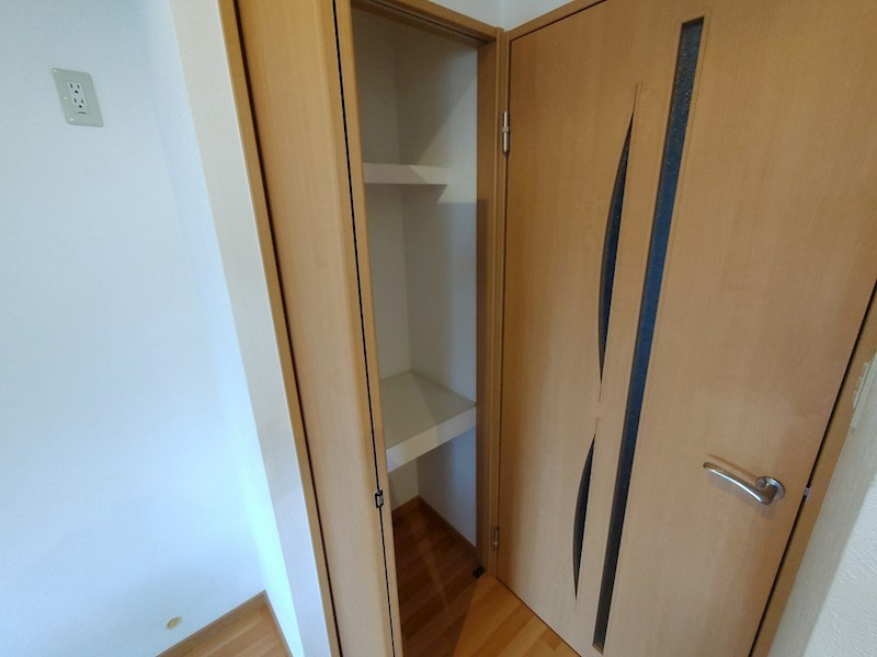 ジオグランドドエル 収納