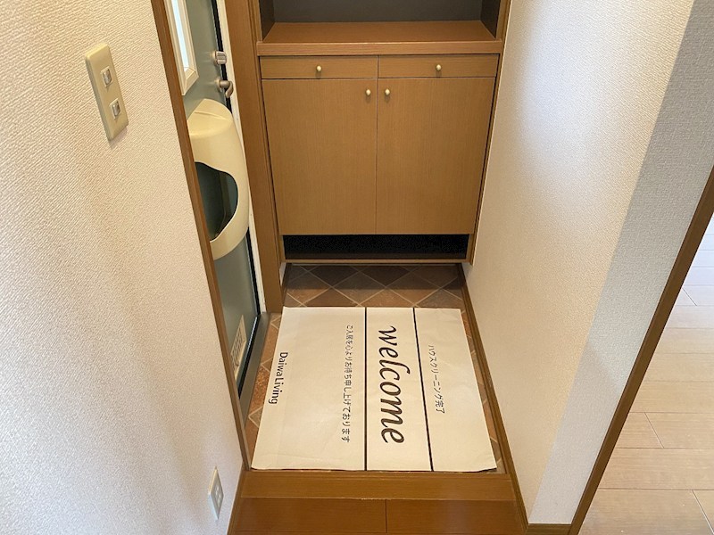 セジュールイズミC 玄関