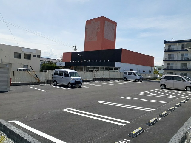 エアリーハウスＧ 駐車場