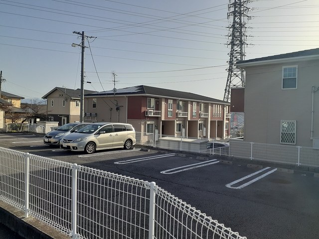 プロムナード 駐車場