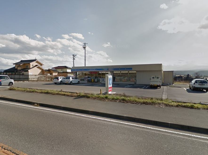 長野県佐久市塚原 コンビニ