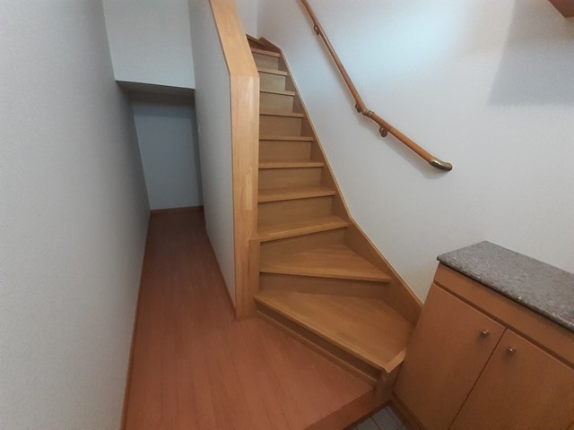 セレーノヒナザワ　Ｂ 玄関
