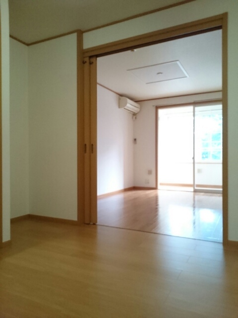ＪＵＡＲ　Ｍ－Ⅱ リビング