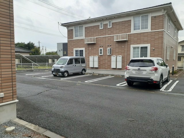 プロディジューヴィラ　Ｂ 駐車場
