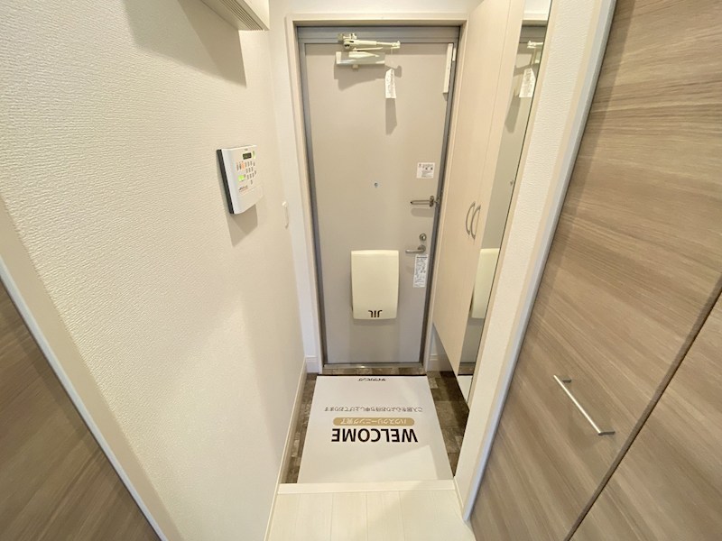 ルミエール 玄関