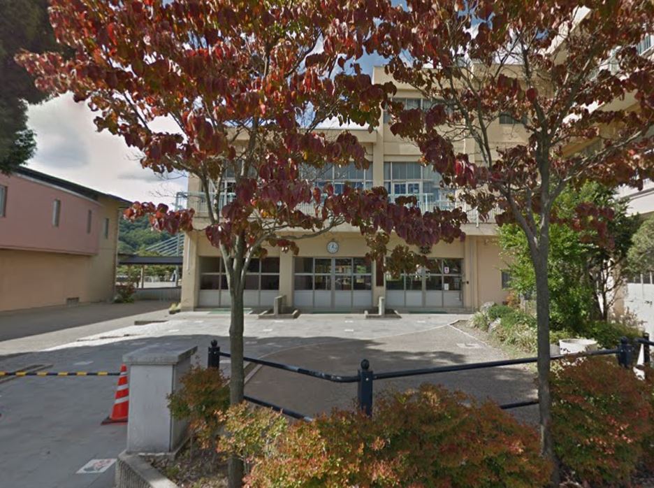 フォーレスK 小学校
